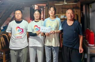 點亮知識之光 共筑夢想之路 | 萌恒義工協(xié)會開展2024愛心助學(xué)活動