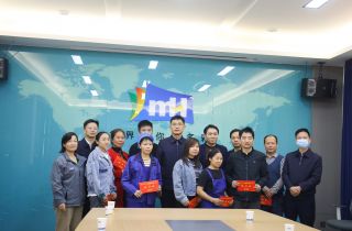 澧縣縣委副書記、縣長王啟武蒞臨湖南萌恒慰問一線員工